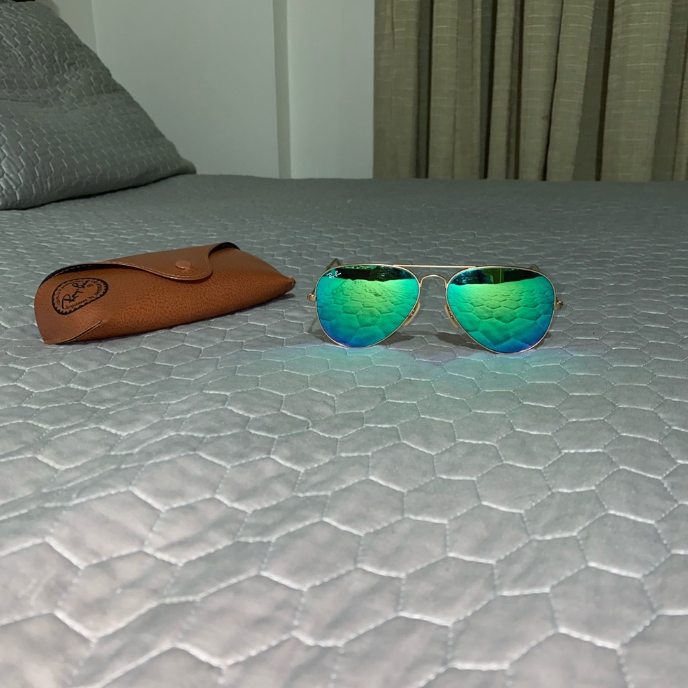 SOLD Ray-ban blue/green polarized aviator sunglasses SOLD